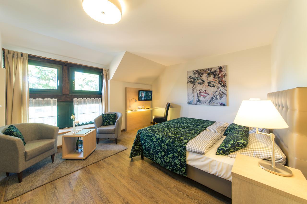 Alter Hof Am Elbdeich Hotel Unbesandten Kültér fotó
